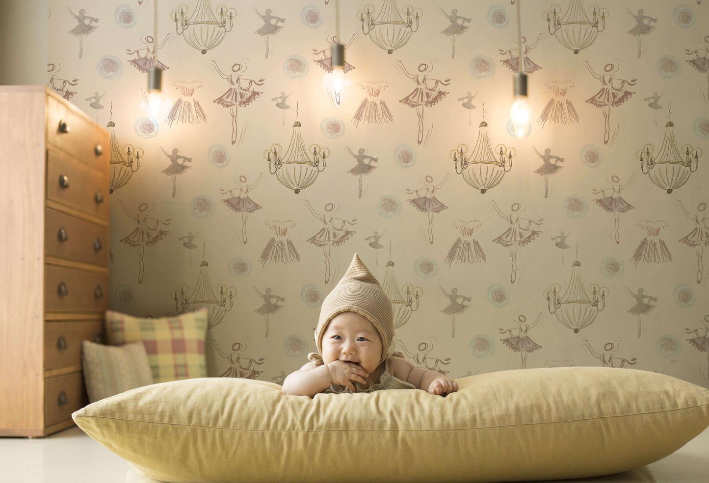 Light Chandelier Wallpaper
